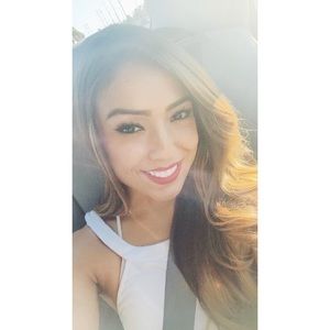 Meet your Posher, Nikki